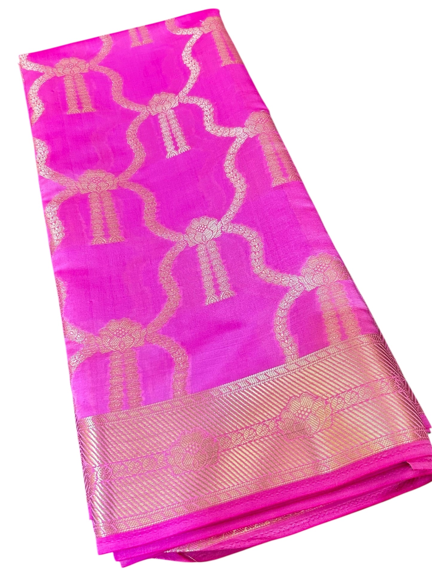 Celebrity-Inspired Katan Banarasi Zari Semi Soft Silk Saree