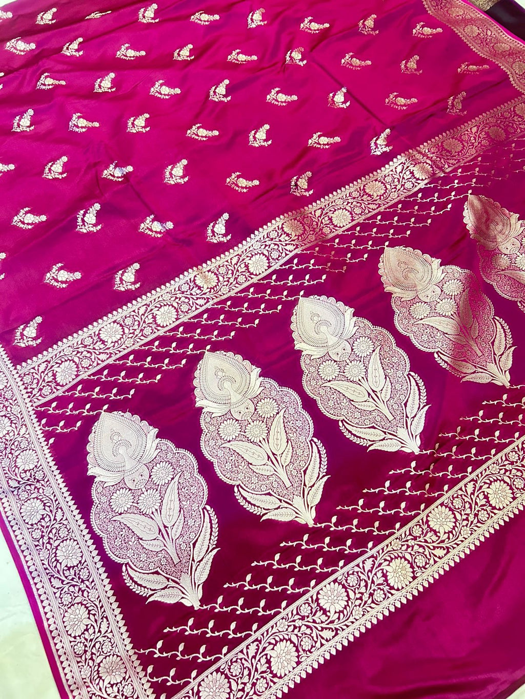 Premium Elegant Wine Magenta Mashroo Katan Banarasi Silk Saree