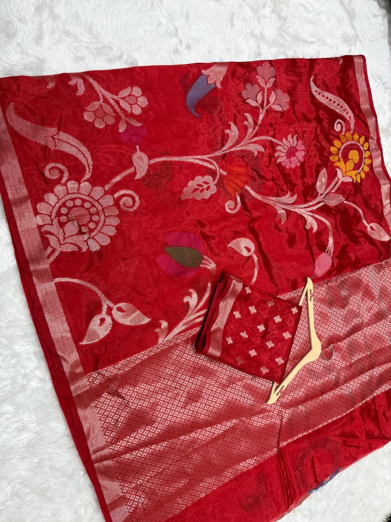 Elegant Red Chinniya Silk Saree with Rich Floral Weaving