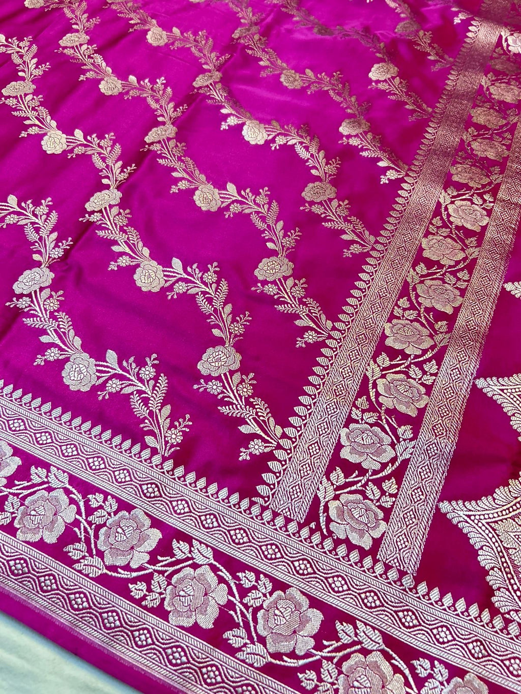 Elegant Royal Rani Pink Mashroo Katan Banarasi Silk Saree