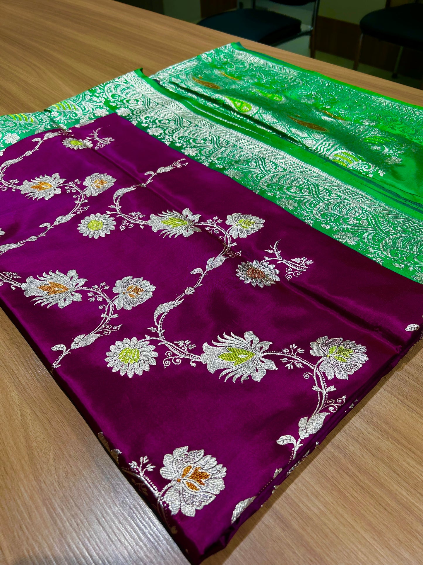 Pure Handloom Banarasi Kaduwa Saree – Wine Purple with Silver Zari & Emerald Green Border