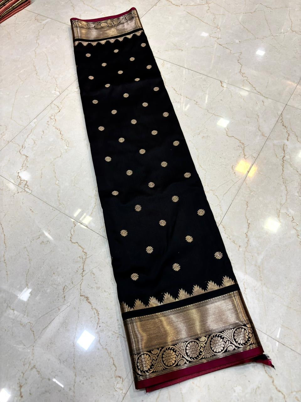 THE ELEGANT BLACK & GOLD KATAN SILK BANARASI SAREE