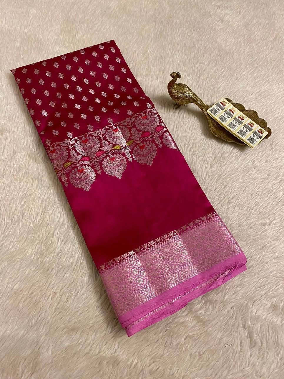 Elegant Red Warm Silk Saree with Rich Zari Border