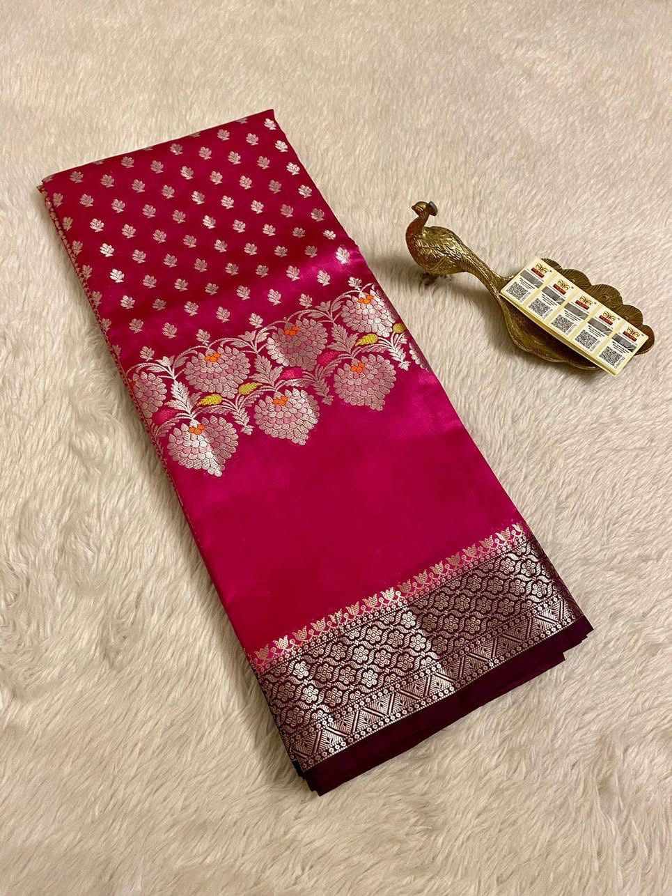 Rani Pink Warm Silk Saree with Elegant Zari Weaving