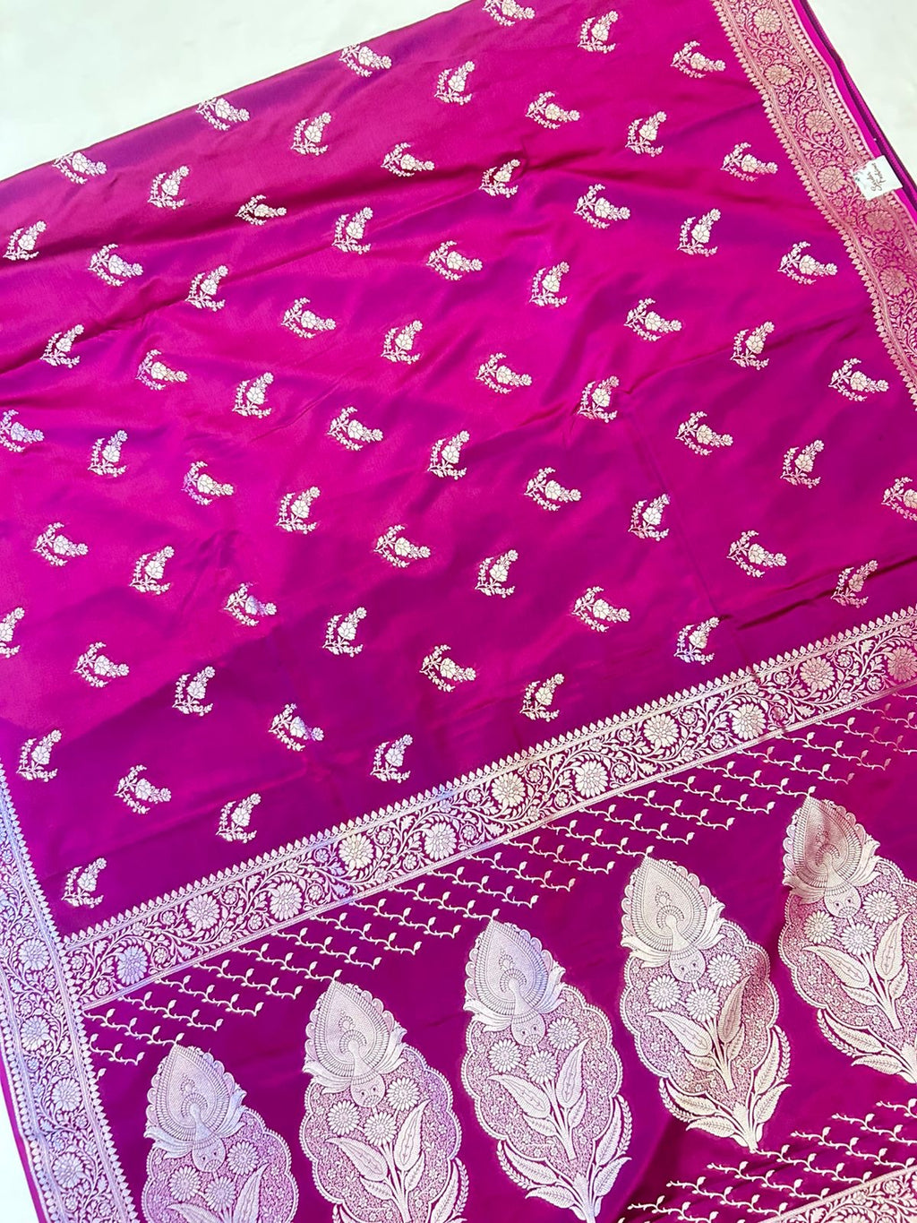 Premium Elegant Wine Magenta Mashroo Katan Banarasi Silk Saree