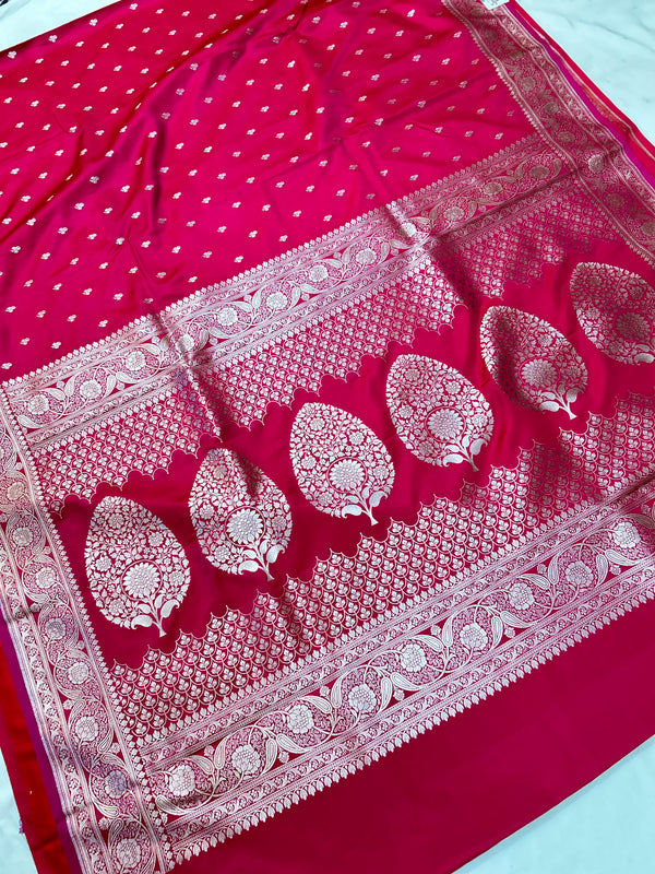 Elegant Rich Rani Mashroo Katan Banarasi Silk Saree with Intricate Silver Zari Work