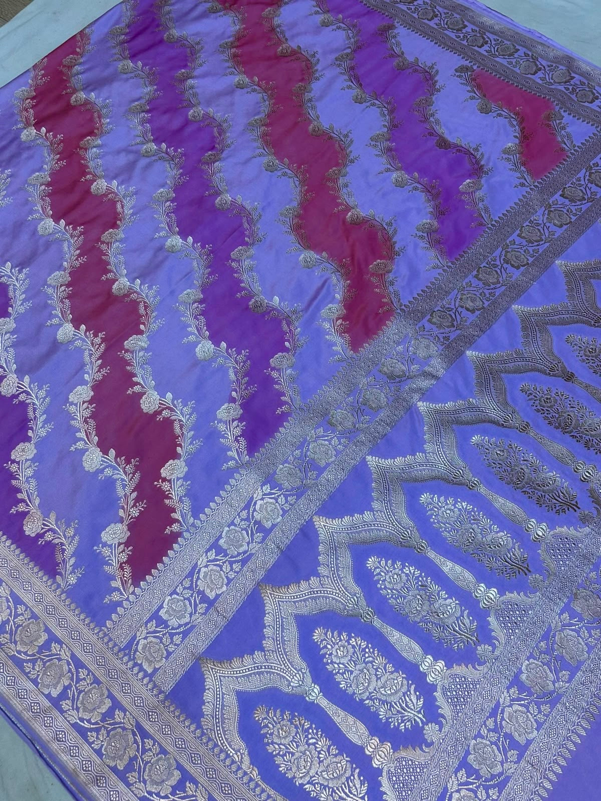 Royal Lavender Wine Dual Tone Mashroo Katan Silk Banarasi Saree