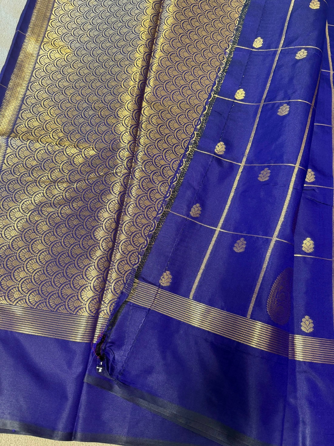 THE ELEGANT ROYAL BLUE BANARASI KATAN SILK SAREE