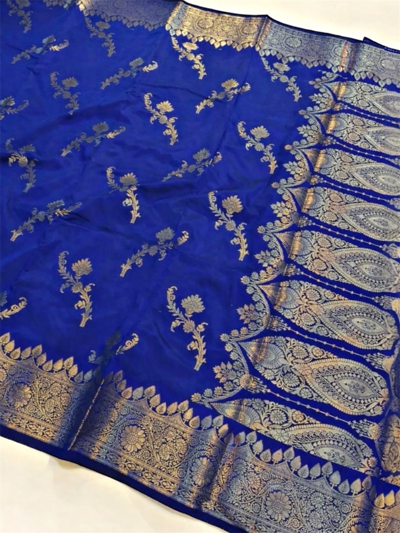 Luxurious Royal Blue Katan Silk Banarasi Saree with Rich Gold Floral Buta & Grand Zari Border