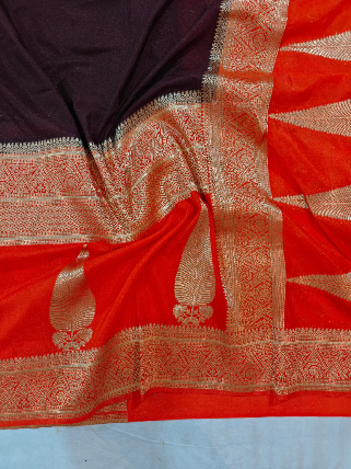 Elegant Red Khaddi Georgette Banarasi Saree with Rich Zari Border & Contrast Blouse