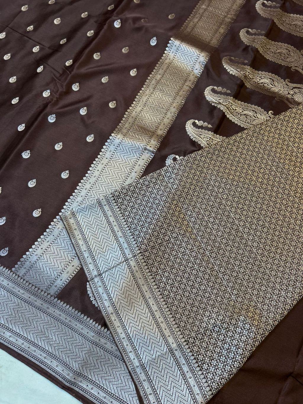 Royal Chocolate Brown Mashroo Katan Banarasi Silk Saree