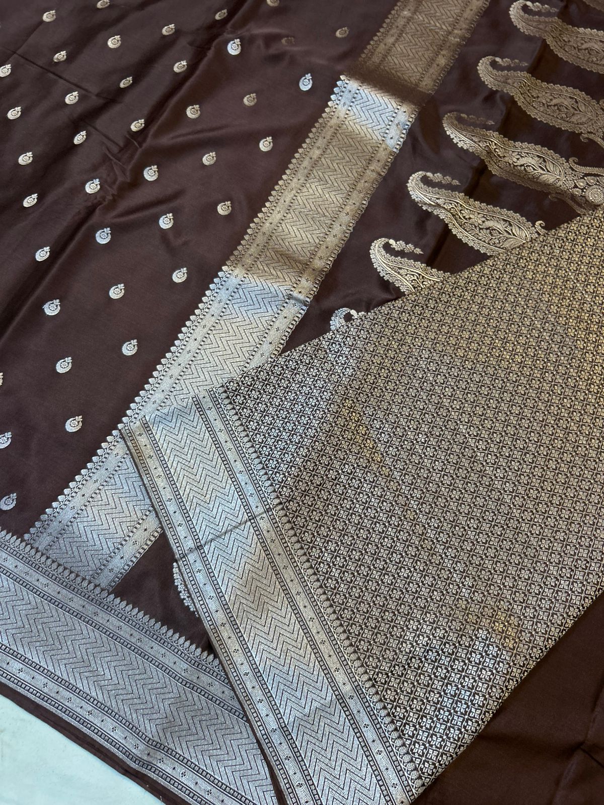 Royal Chocolate Brown Mashroo Katan Banarasi Silk Saree
