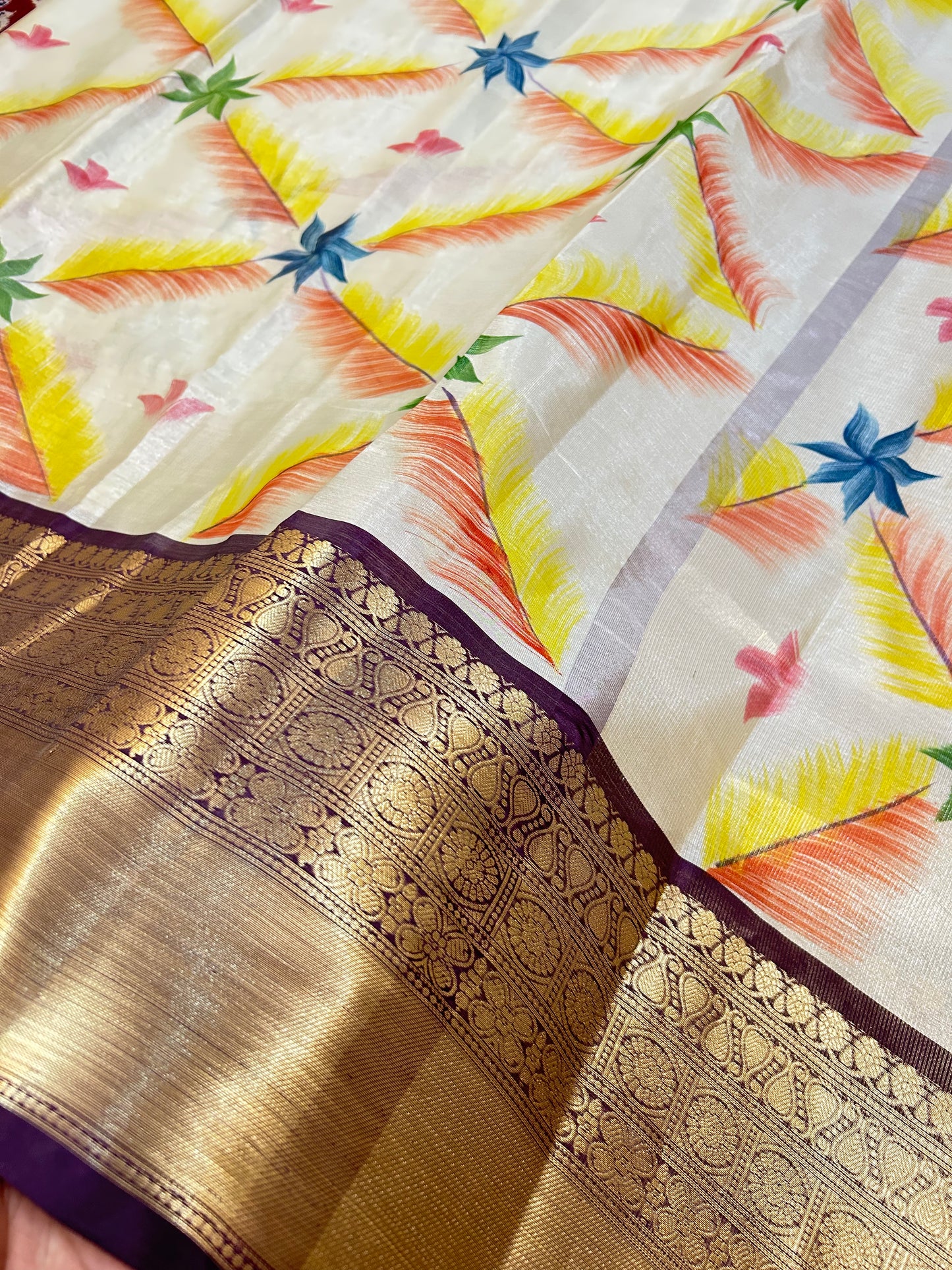 Premium Hand-Brushed Banarasi Tissue Saree in Ivory & Gold