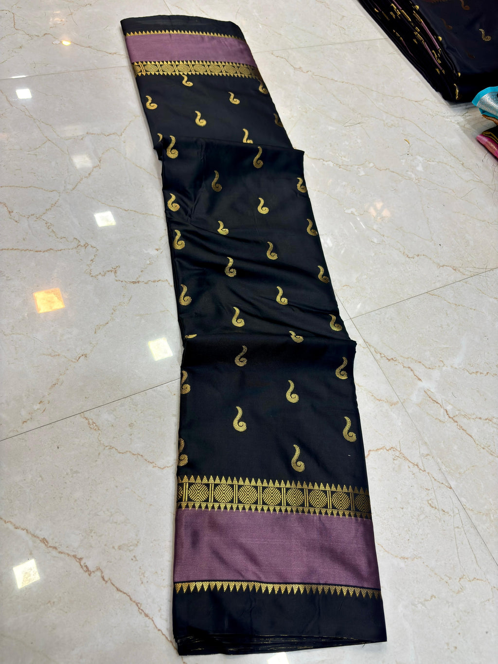 THE ROYAL BLACK & MAUVE BANARASI KATAN SILK SAREE