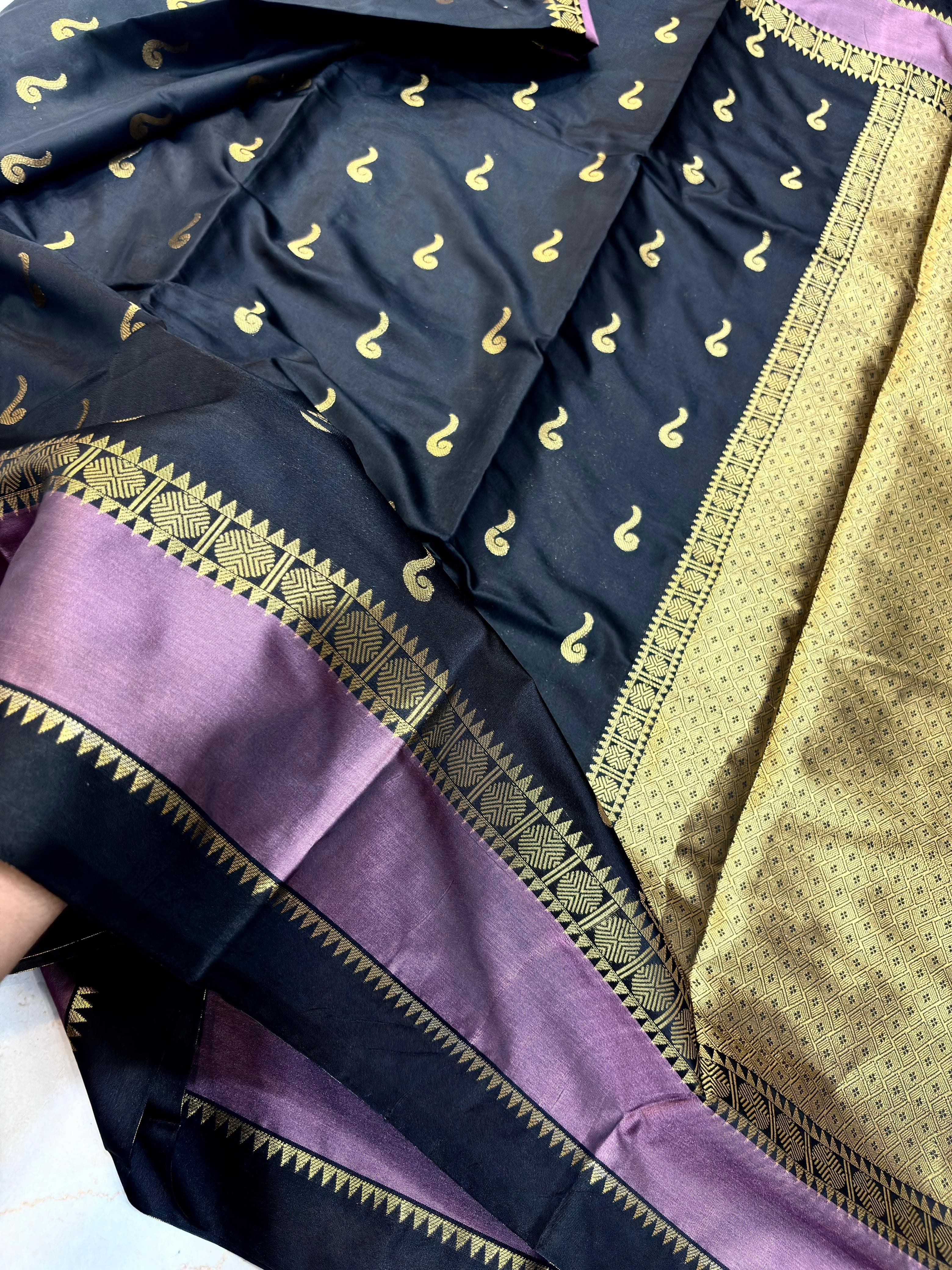 THE ROYAL BLACK & MAUVE BANARASI KATAN SILK SAREE