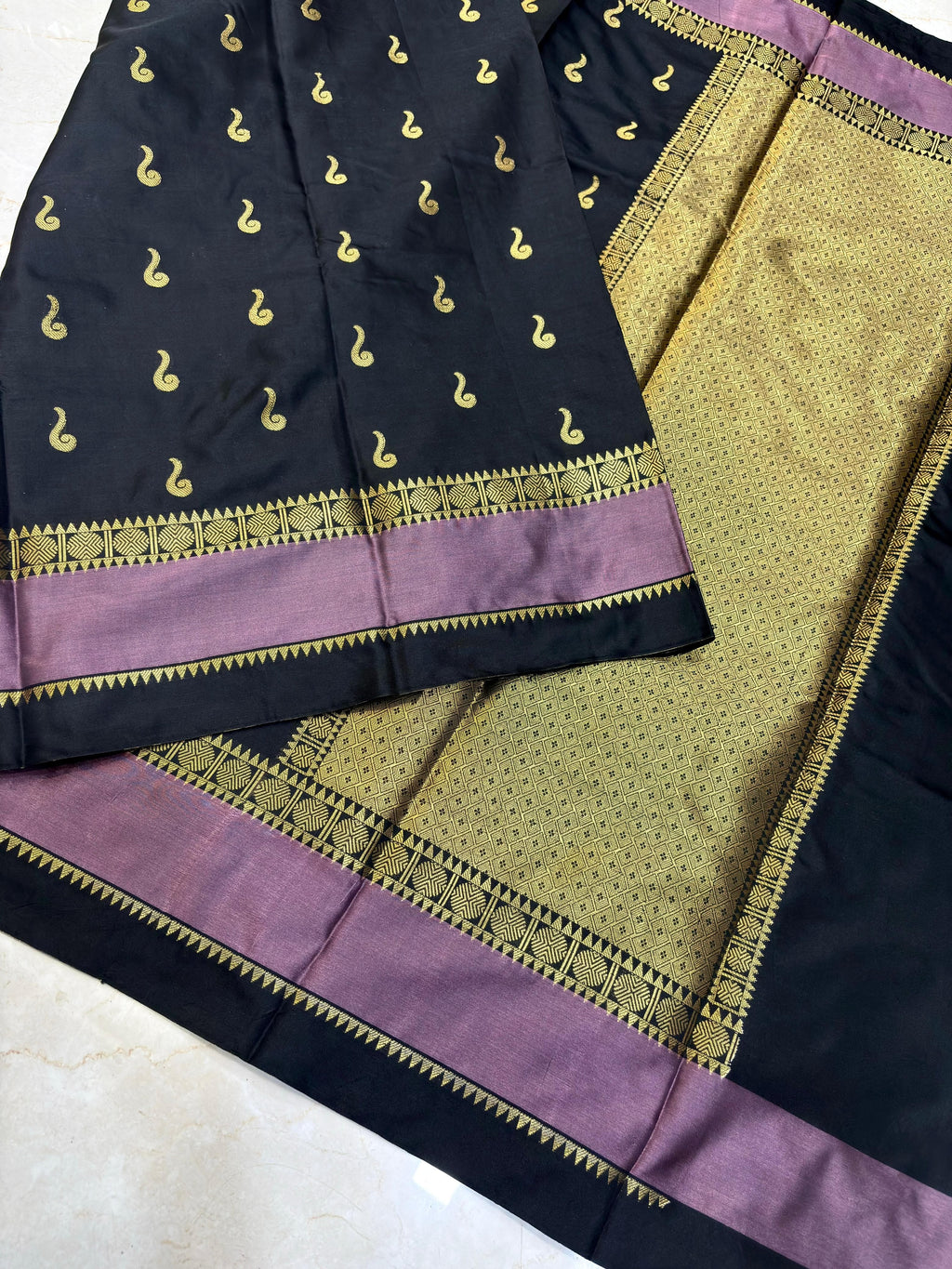 THE ROYAL BLACK & MAUVE BANARASI KATAN SILK SAREE