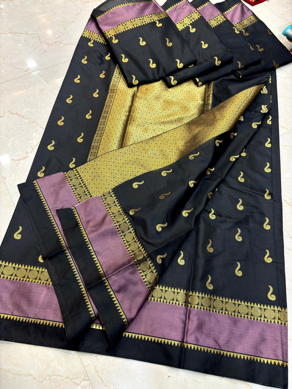 THE ROYAL BLACK & MAUVE BANARASI KATAN SILK SAREE