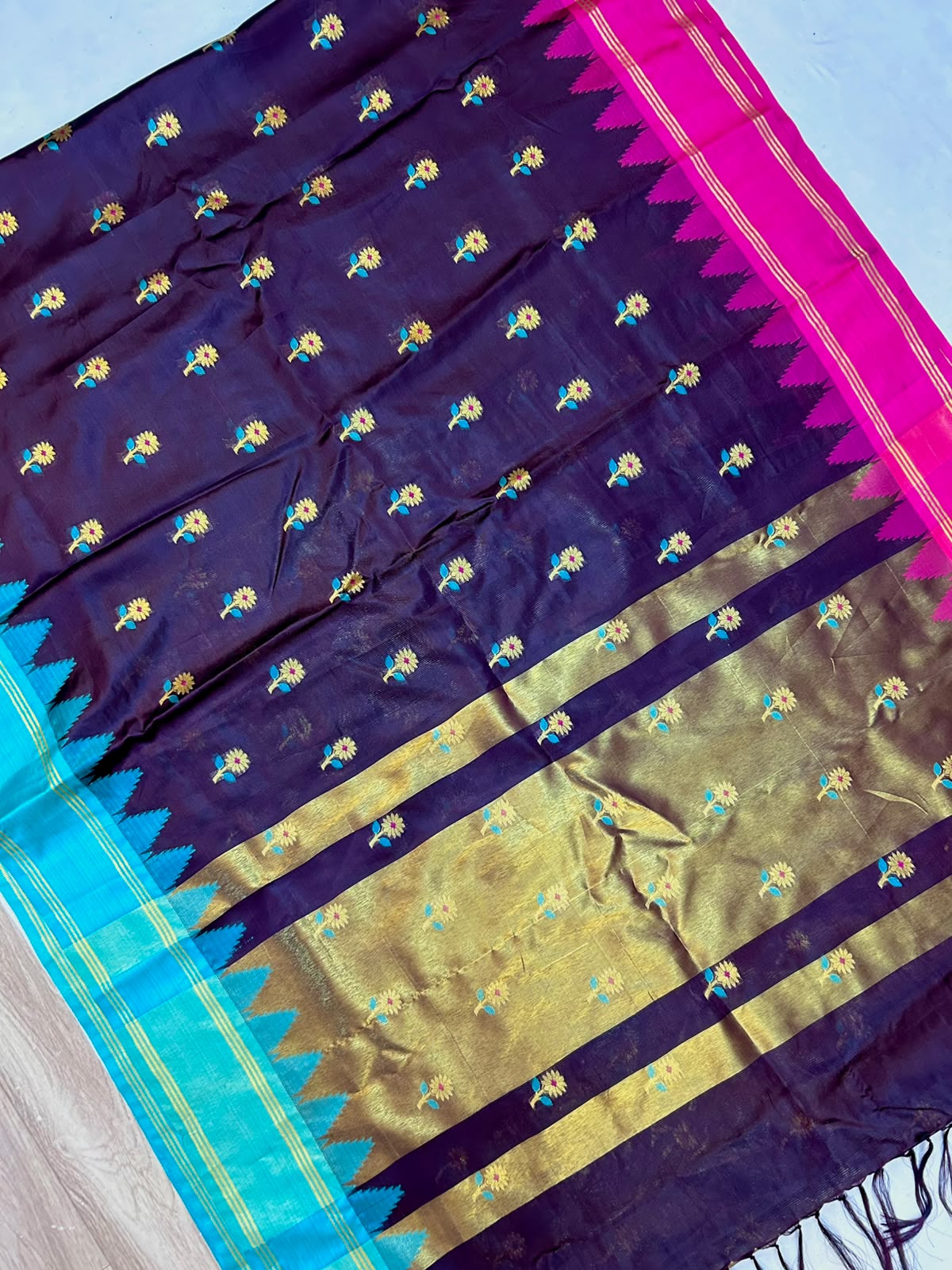 Elegent Garnet Banarasi Katan Semi Silk Saree with Aqua Blue & Rani Pink Border