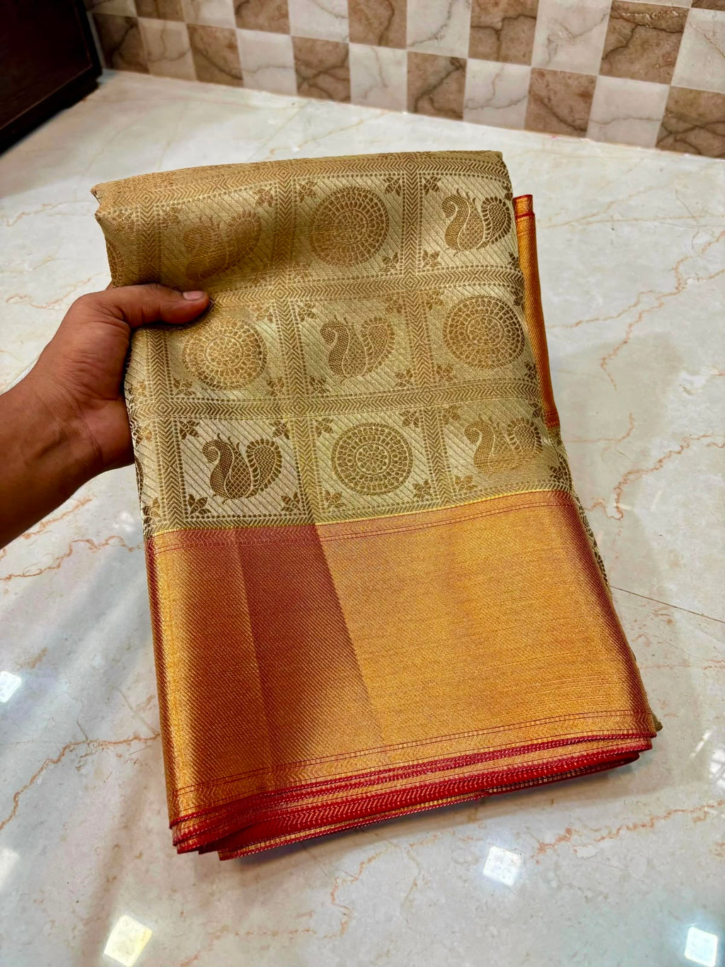 Royal Gold Banarasi Katan Tissue Saree with Copper Zari Border & Rich Woven Pallu