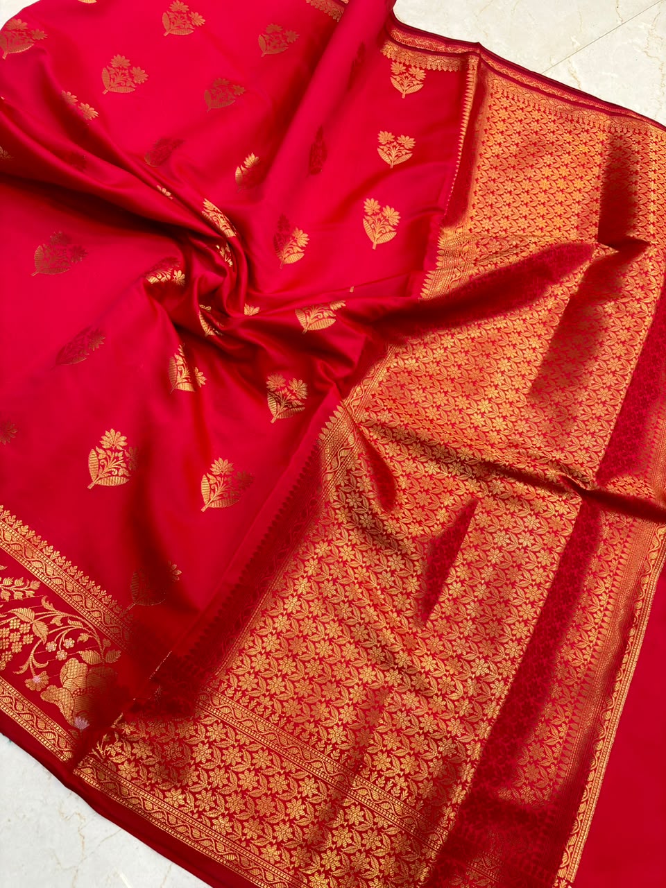 Elegant Red Banarasi Katan Saree with Rich Zari Border